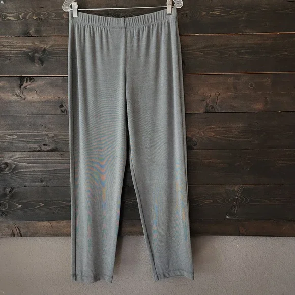 Chico's Traveler Pants Women's 1 M 8  Straight 30x29" Silver Gray Pull on Liquid - Picture 9 of 9